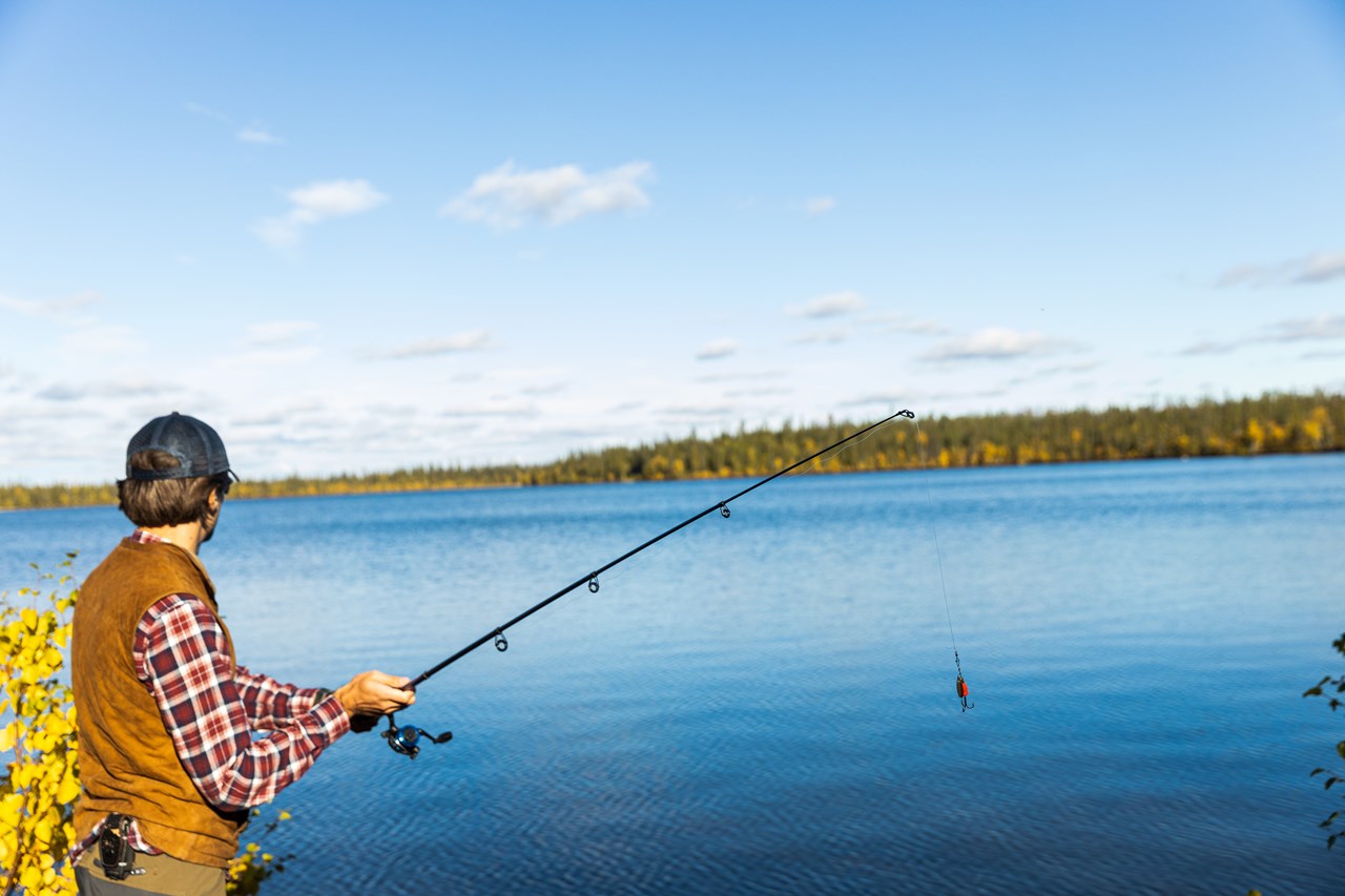 Fiske i Ekopark Naakajärvi